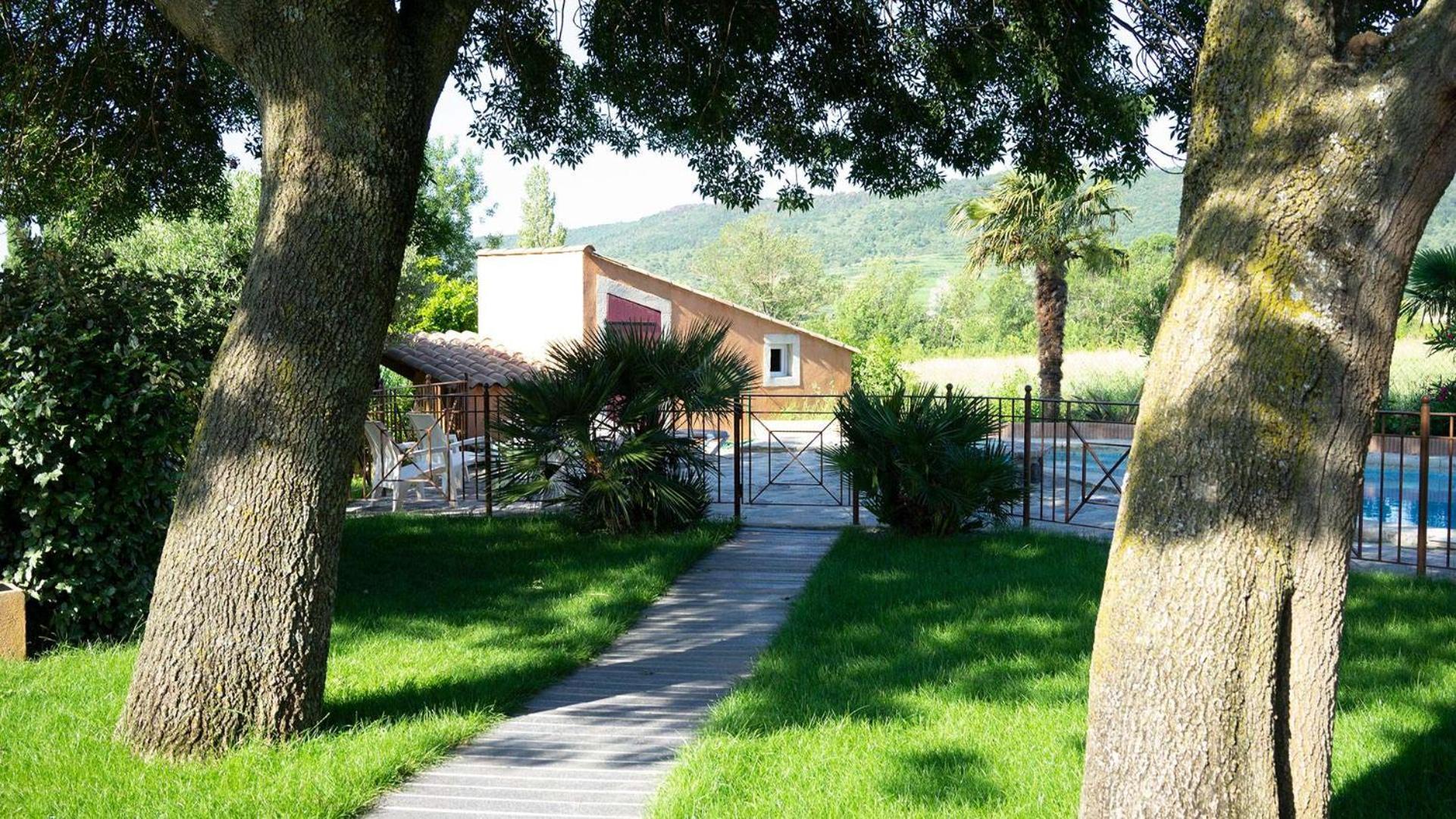 Chambres D'Hotes, B&B La Musardiere Alba-la-Romaine Exterior photo